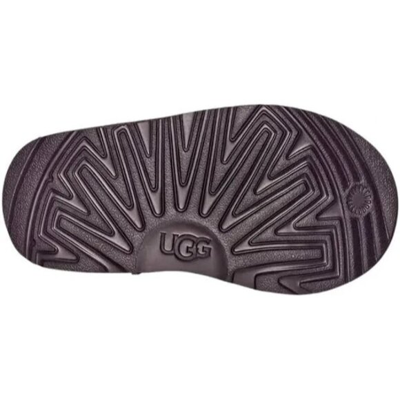 NEW UGG Kids Classic II Iridescent Stars Boot Nightshade SIZE 6/100%AUTHENTIC - Picture 5 of 5